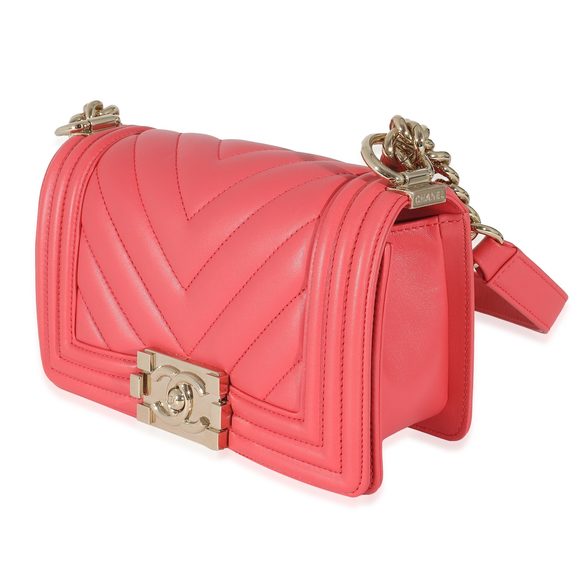 Chanel 19P Red Chevron Quilted Small Boy Bag - Picture 2 of 8